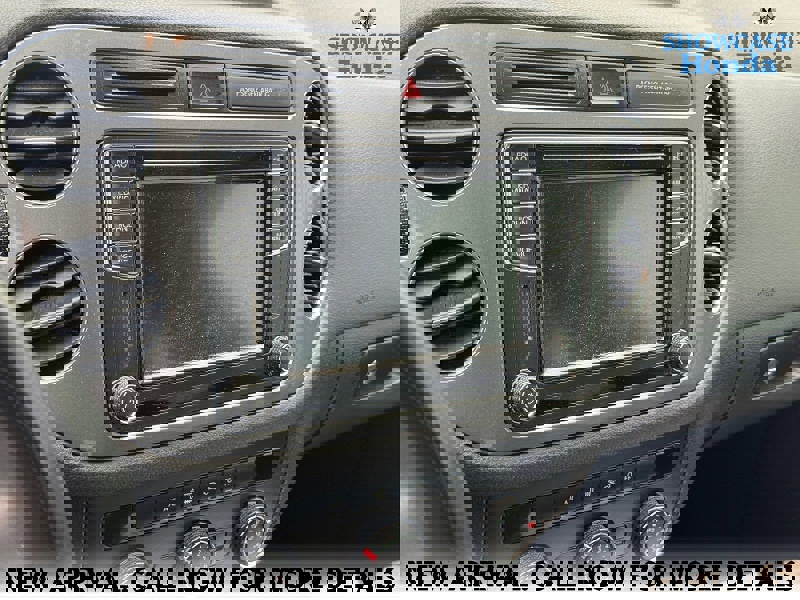 Used 2017 Volkswagen Tiguan S image 13