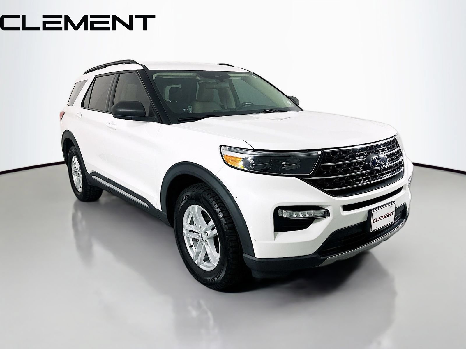 Used 2022 Ford Explorer XLT w/ Equipment Group 202A AWD/4WD image 5