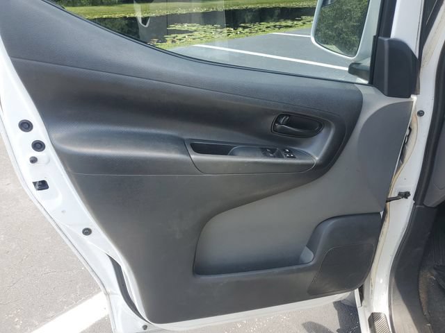 Used 2014 Nissan NV200 SV w/ Technology Package FWD image 9