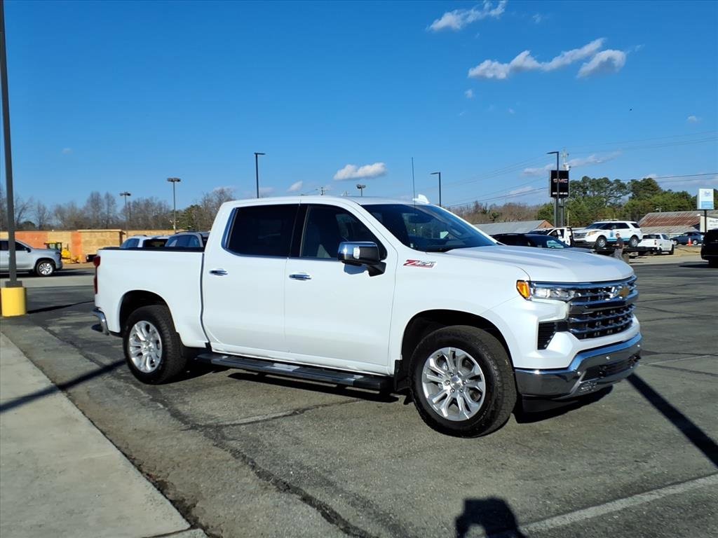 New 2026 Chevrolet Silverado 1500 LTZ w/ Z71 Off-Road Package image 3