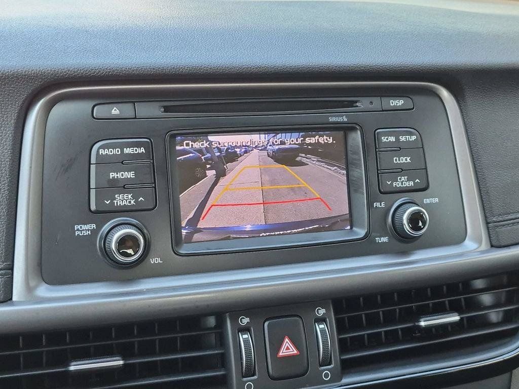 Used 2017 Kia Optima LX FWD image 16