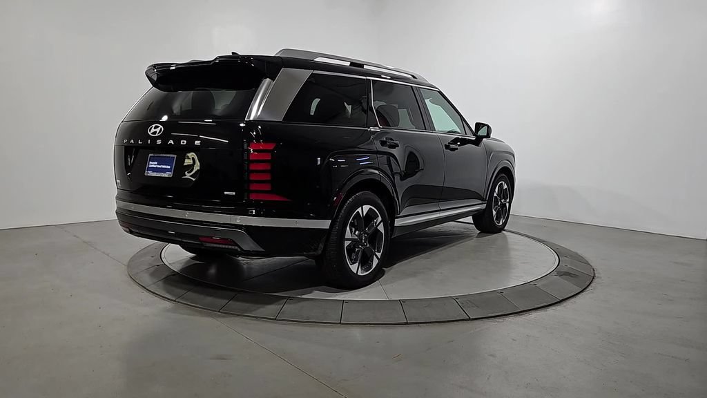 Used 2026 Hyundai Palisade Limited AWD/4WD image 5