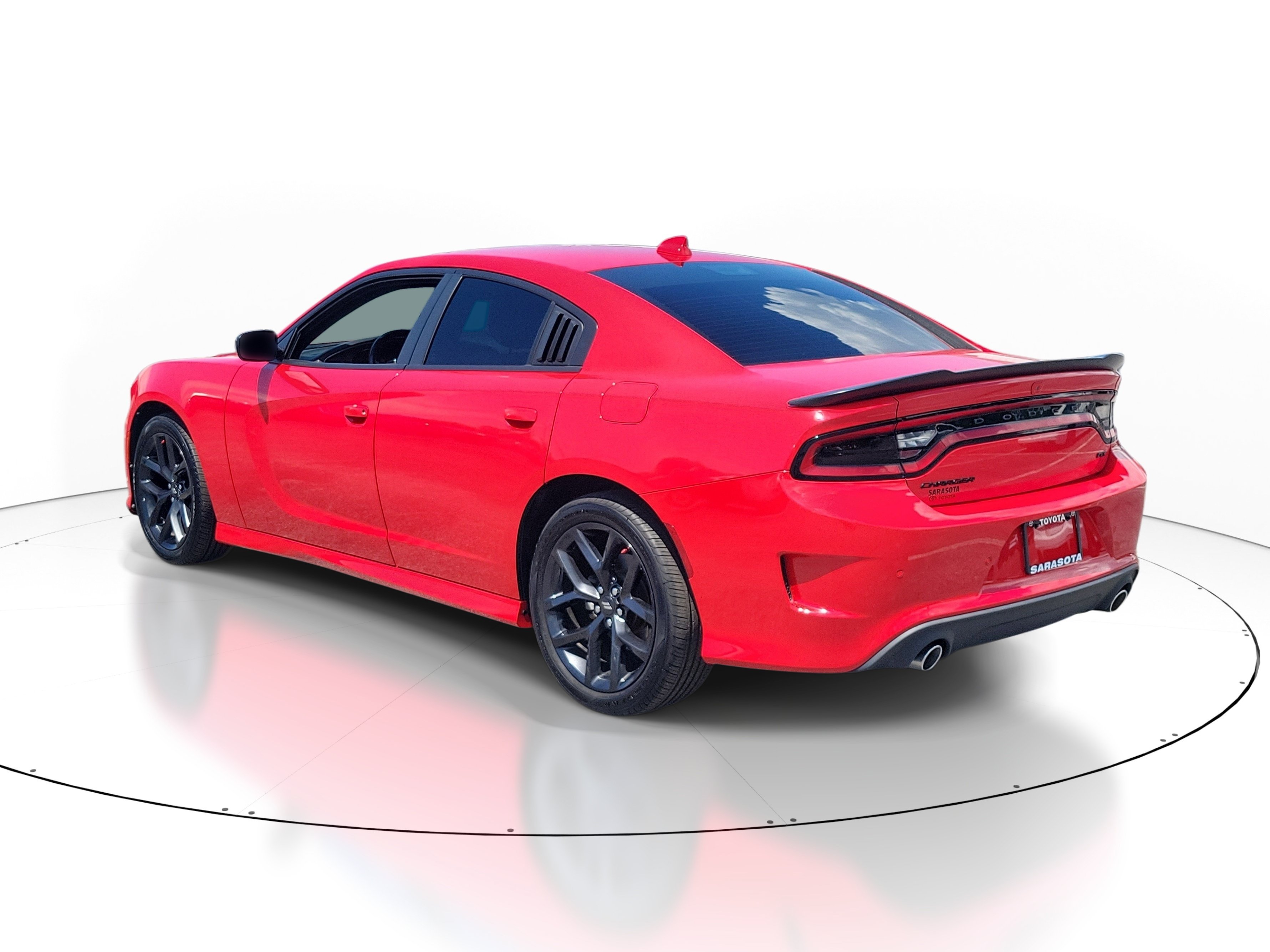 Used 2022 Dodge Charger GT w/ Blacktop Package RWD image 4