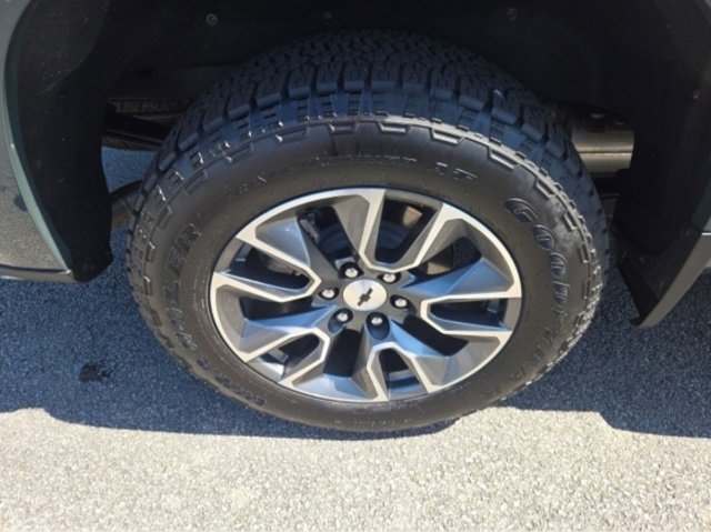New 2025 Chevrolet Silverado 1500 LT image 8