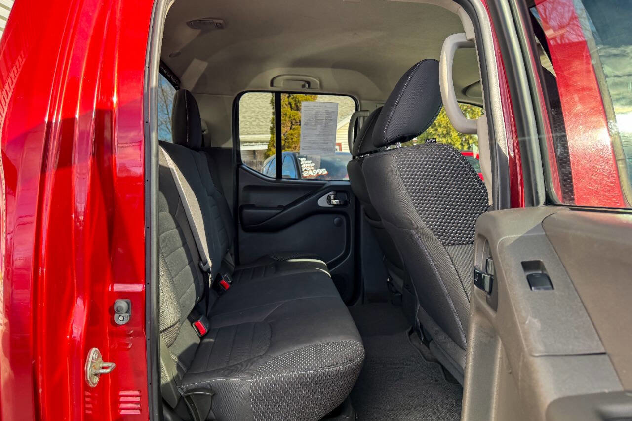 Used 2018 Nissan Frontier PRO-4X image 15