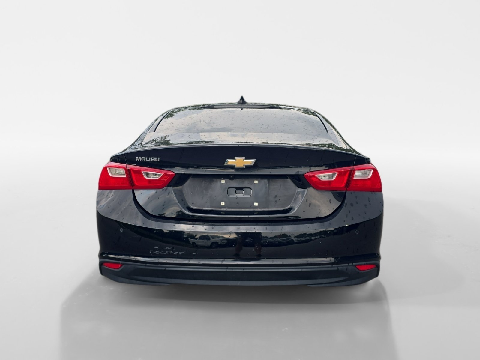 Used 2021 Chevrolet Malibu LS FWD image 4