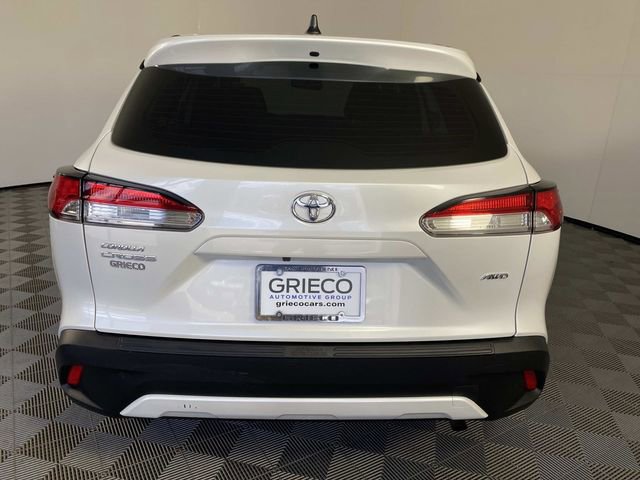 Used 2025 Toyota Corolla Cross L AWD/4WD image 7