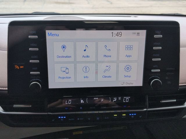 Used 2022 Toyota Sienna Platinum AWD/4WD image 16
