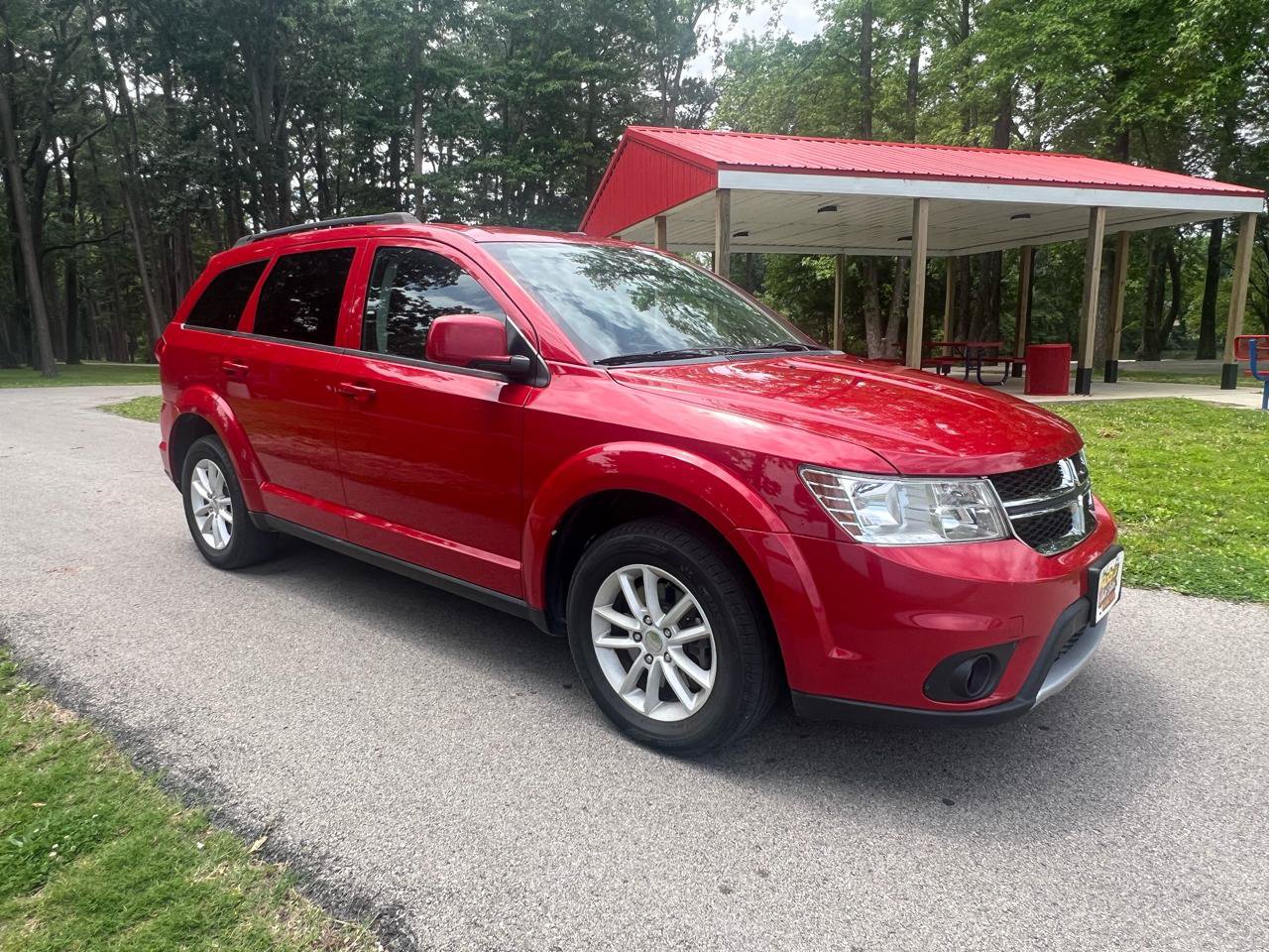 Used 2016 Dodge Journey SXT w/ Comfort/Convenience Group AWD/4WD image 4