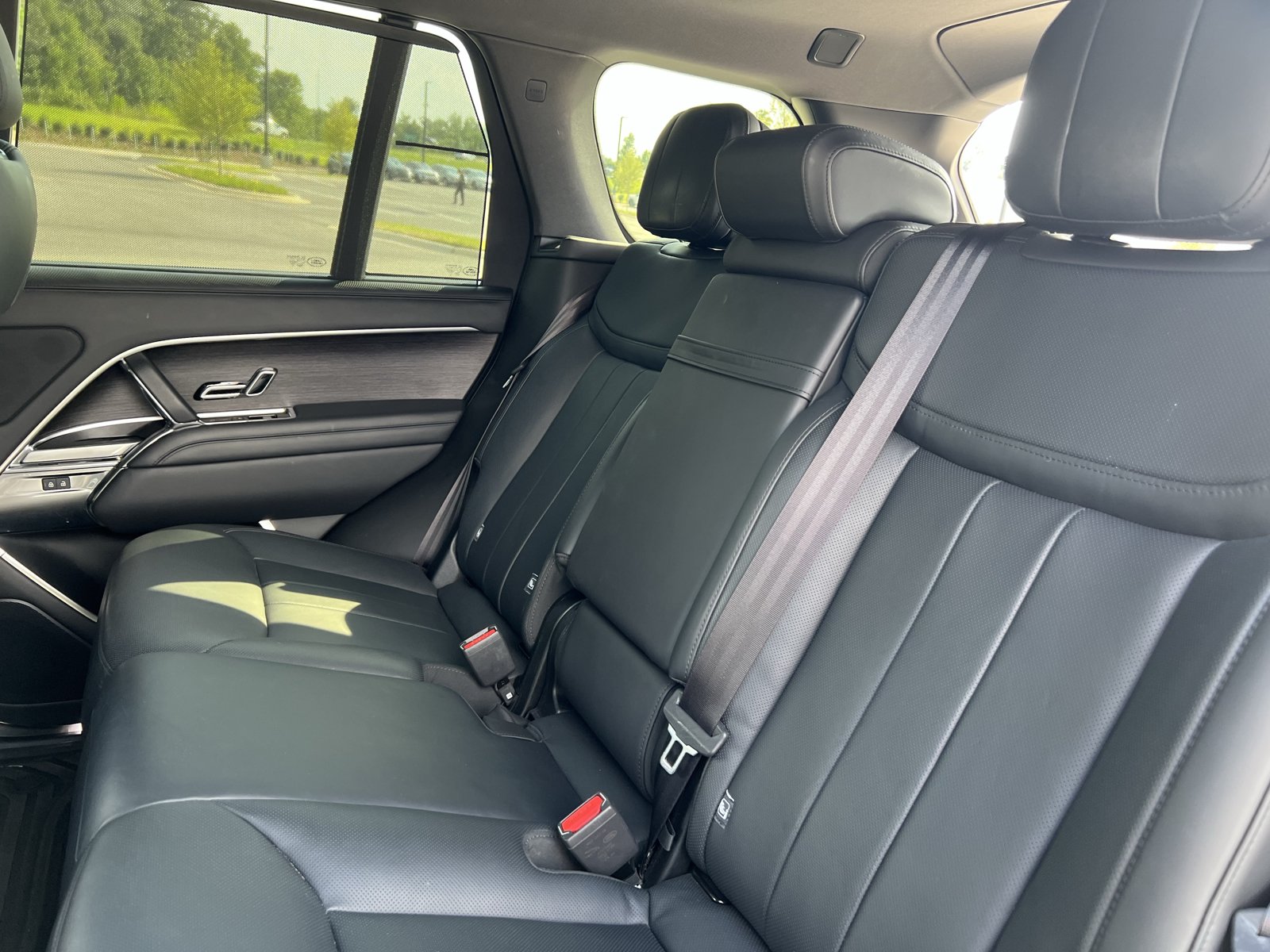 Used 2023 Land Rover Range Rover SE AWD/4WD image 32
