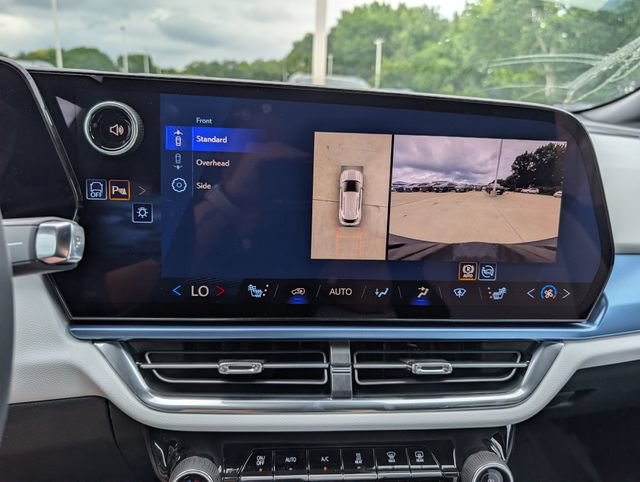 New 2026 Chevrolet Equinox EV LT FWD image 21