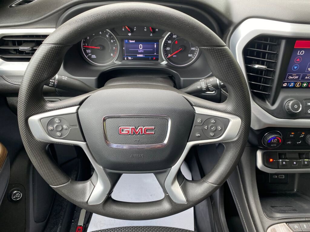 Used 2021 GMC Acadia SLE w/ Driver Convenience Package image 11