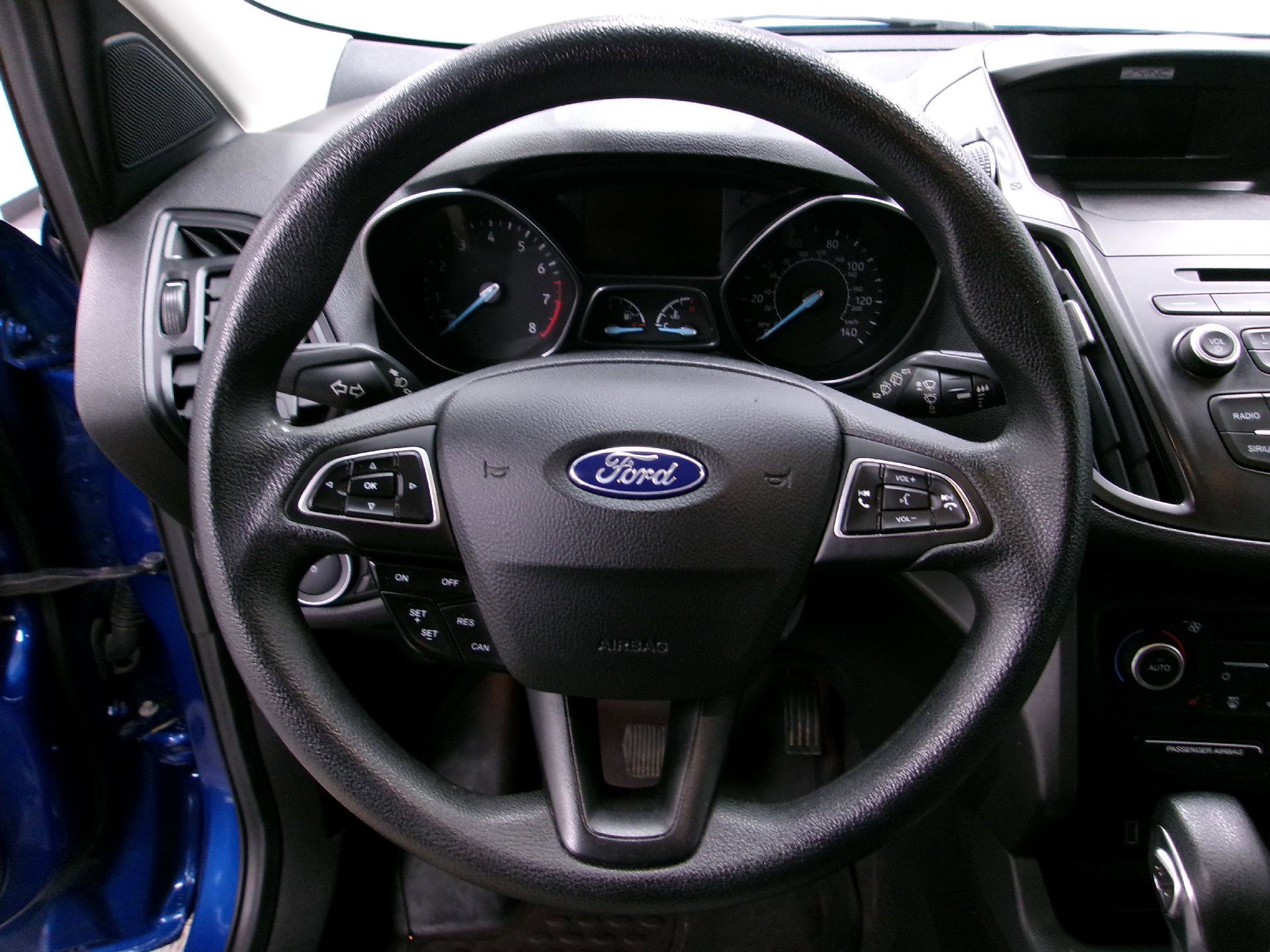 Used 2018 Ford Escape SE image 5