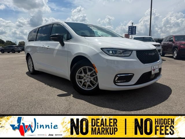 Used 2024 Chrysler Pacifica Touring-L