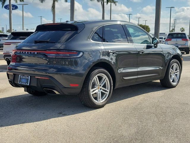 Used 2024 Porsche Macan image 6