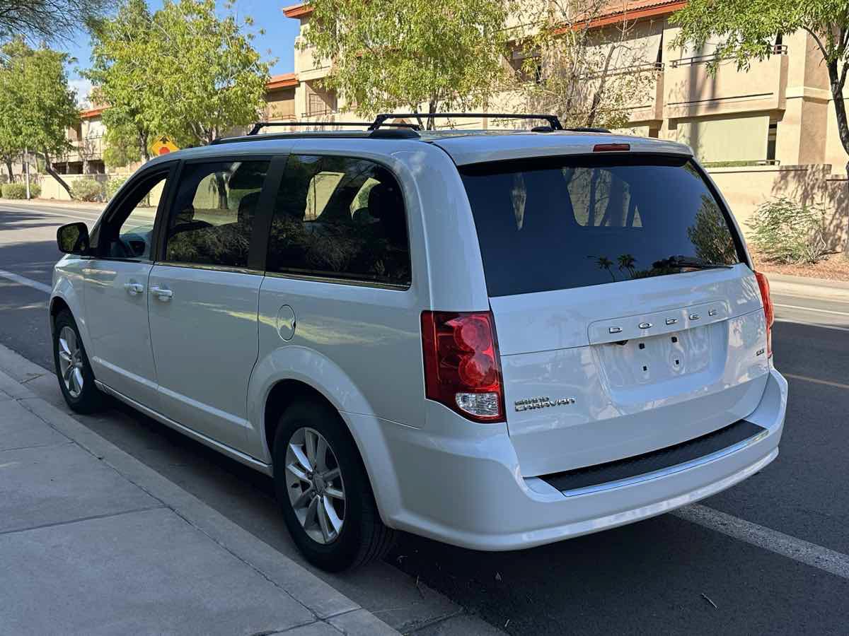 Used 2020 Dodge Grand Caravan SXT FWD image 6
