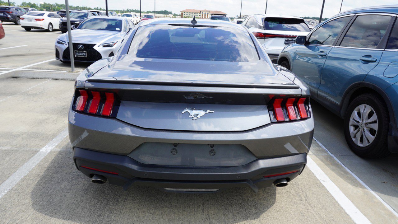 Used 2024 Ford Mustang Premium RWD image 6