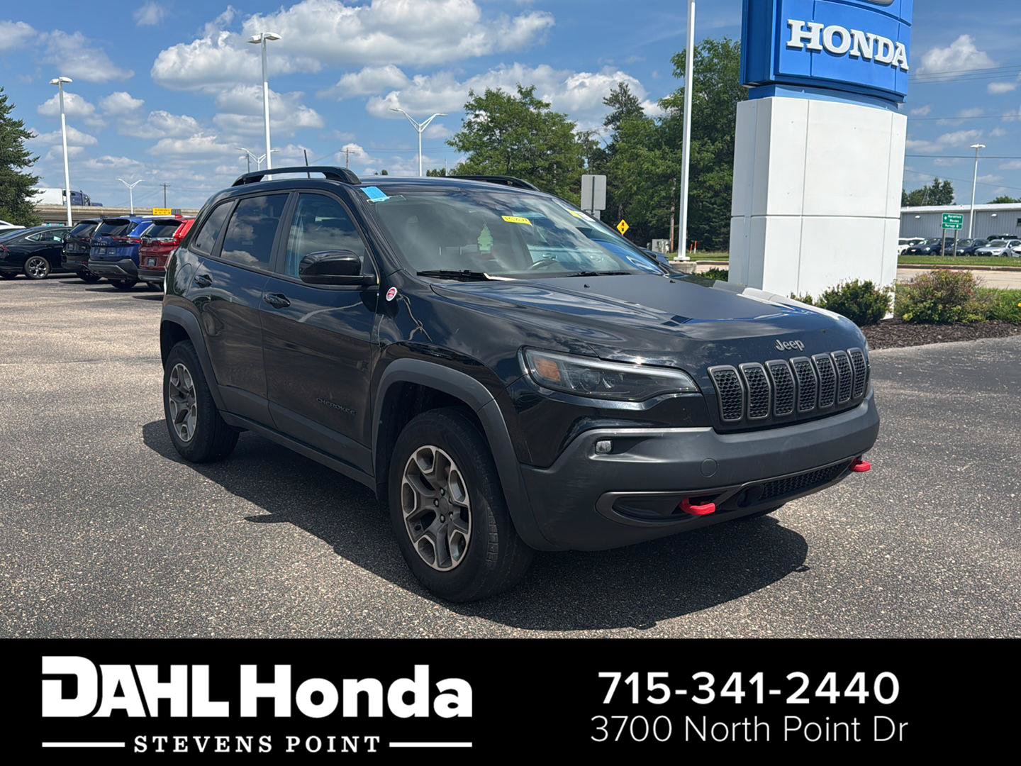 Used 2022 Jeep Cherokee Trailhawk AWD/4WD image 1