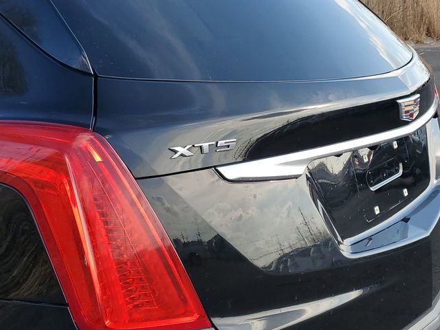 Certified 2018 Cadillac XT5 Luxury w/ LPO, Radiant Package image 32