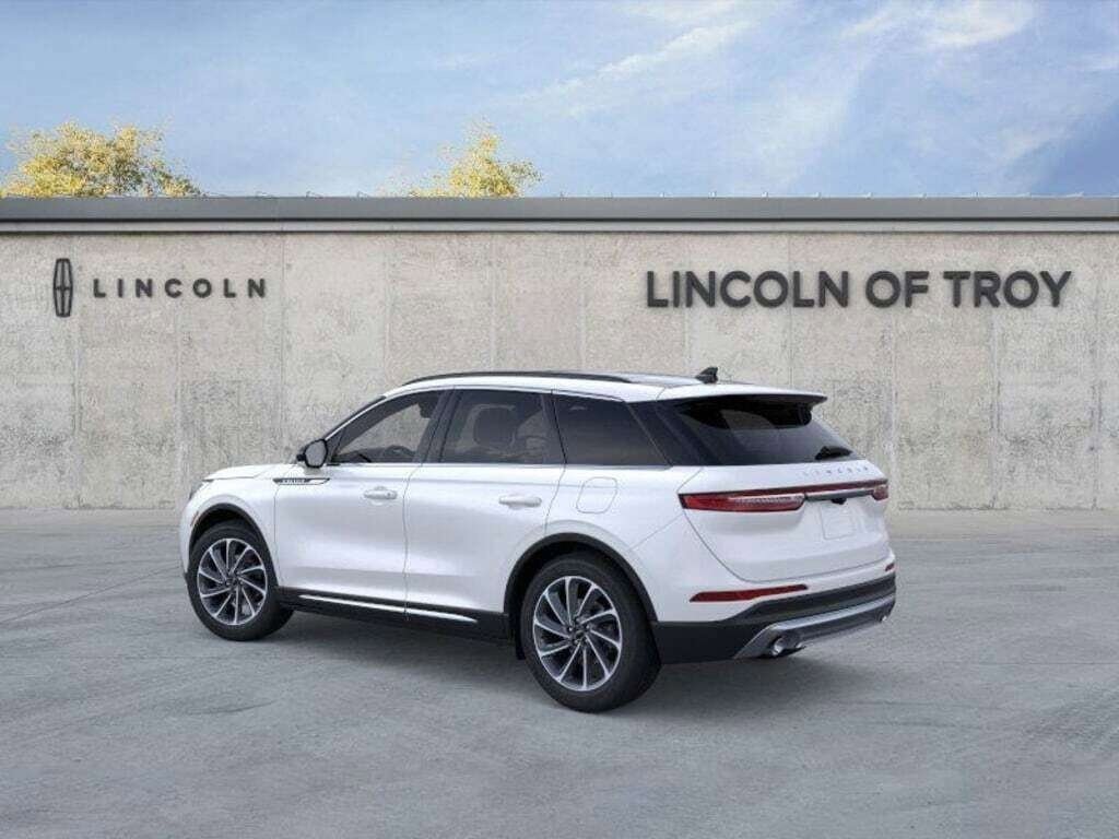 New 2026 Lincoln Corsair Premiere image 48