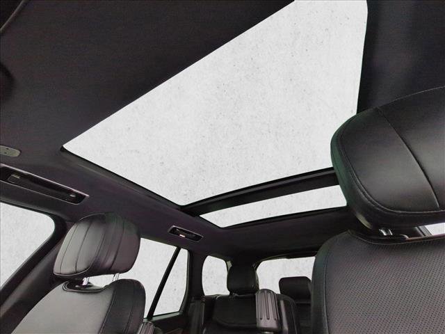 Certified 2023 Land Rover Range Rover SE AWD/4WD image 21