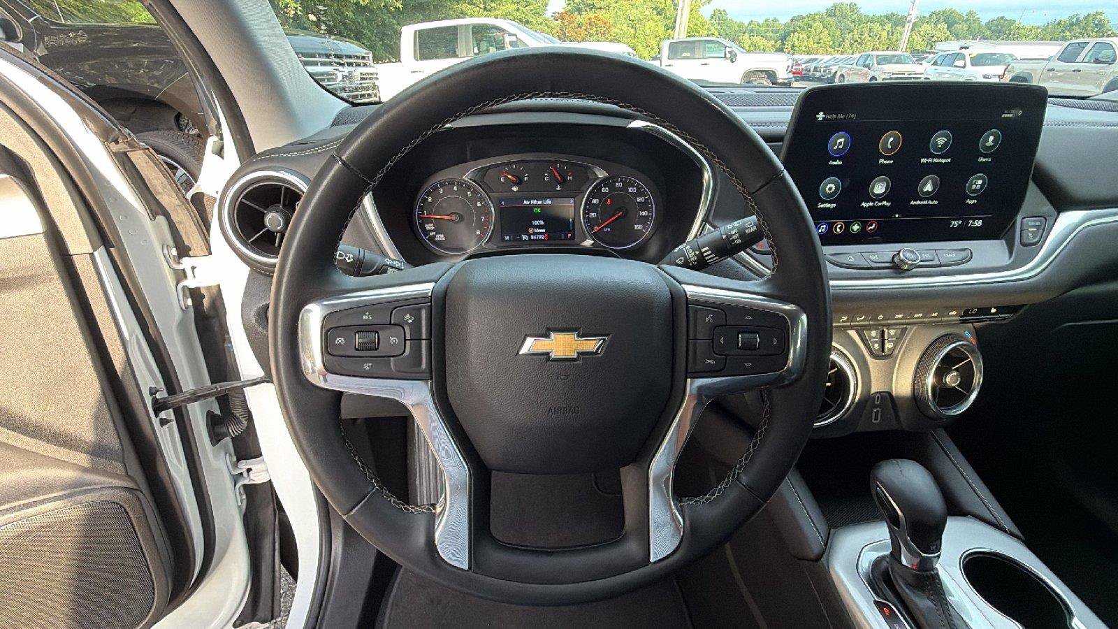 Used 2024 Chevrolet Blazer LT FWD image 25