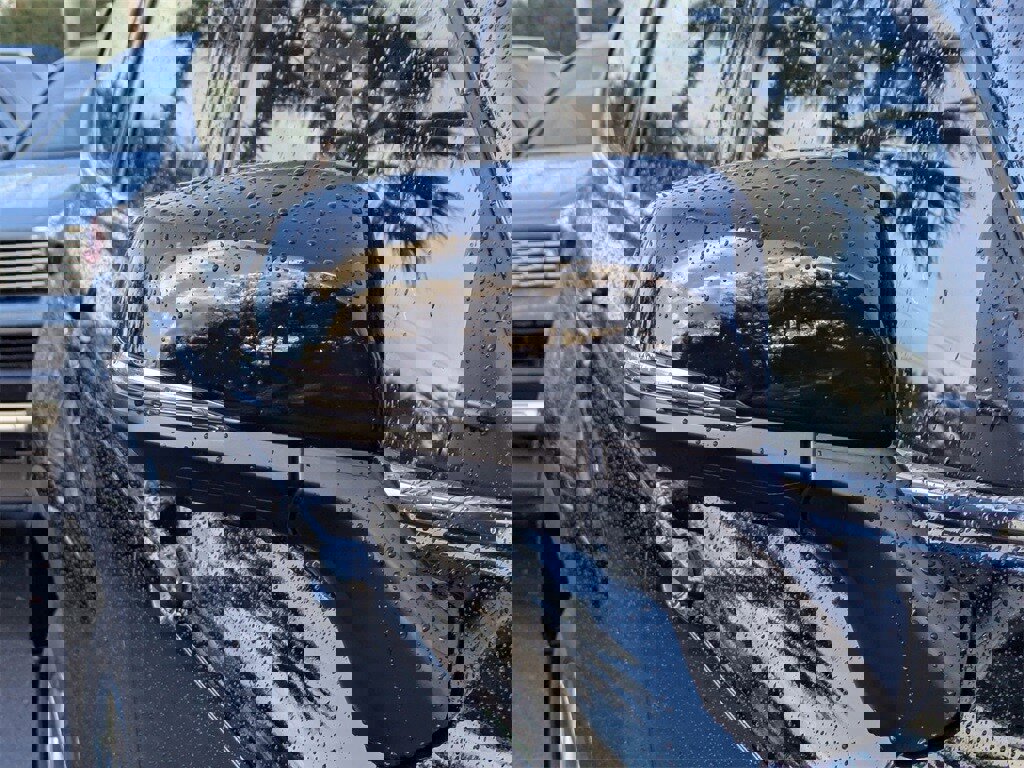 New 2026 Toyota Highlander Limited image 13