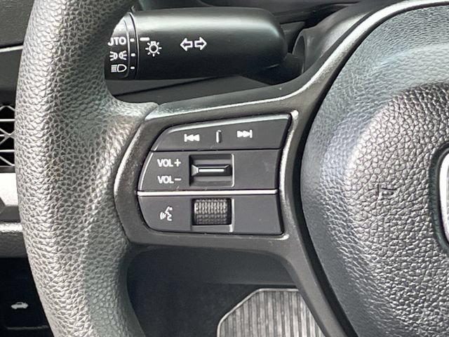 Used 2023 Honda Accord LX image 12