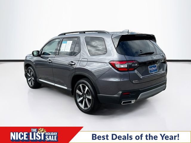 Certified 2025 Honda Pilot Touring image 5
