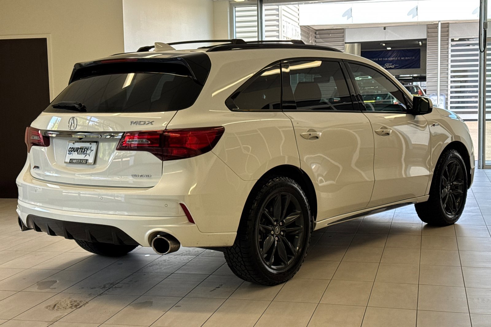 Used 2019 Acura MDX A-Spec image 4
