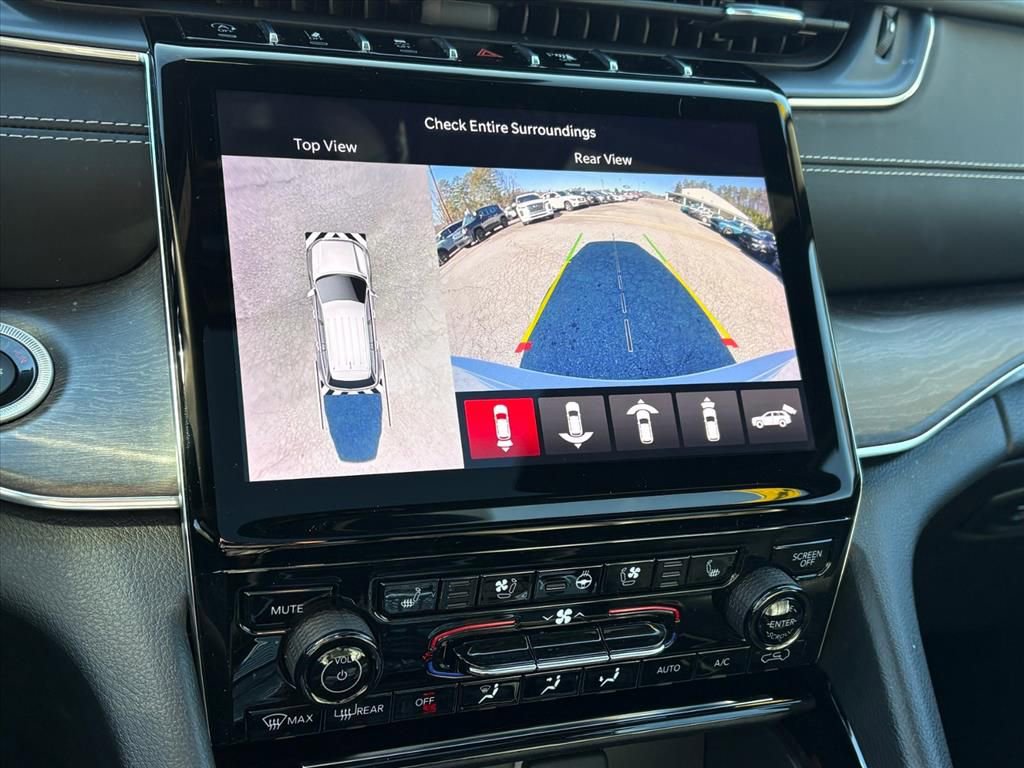 Used 2023 Jeep Grand Cherokee Overland w/ Adv Protech Group III image 9