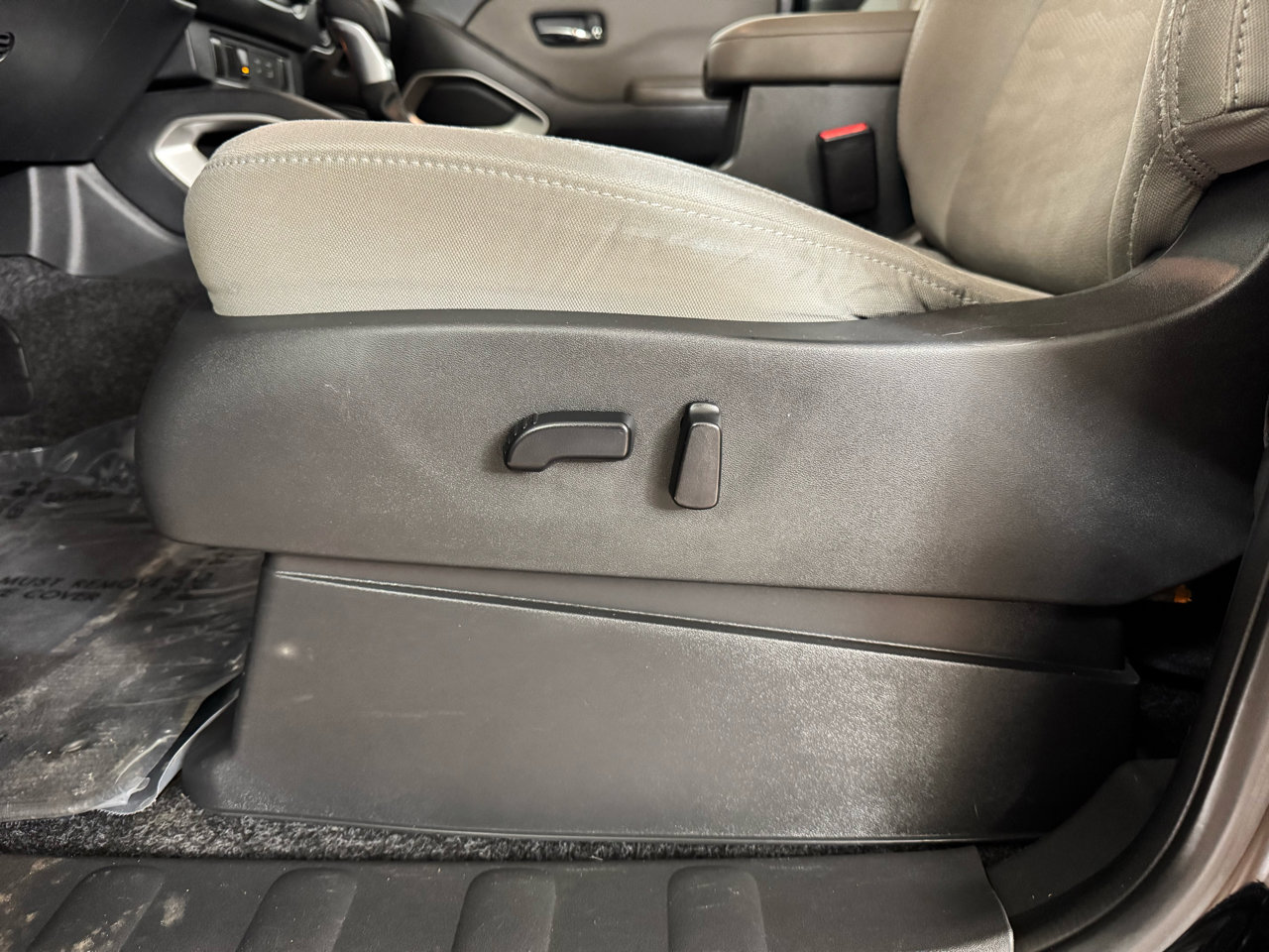 Used 2022 Nissan Frontier SV w/ Technology Package image 14