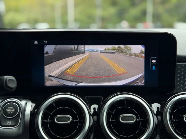 Used 2026 Mercedes-Benz GLB 250 4MATIC image 34