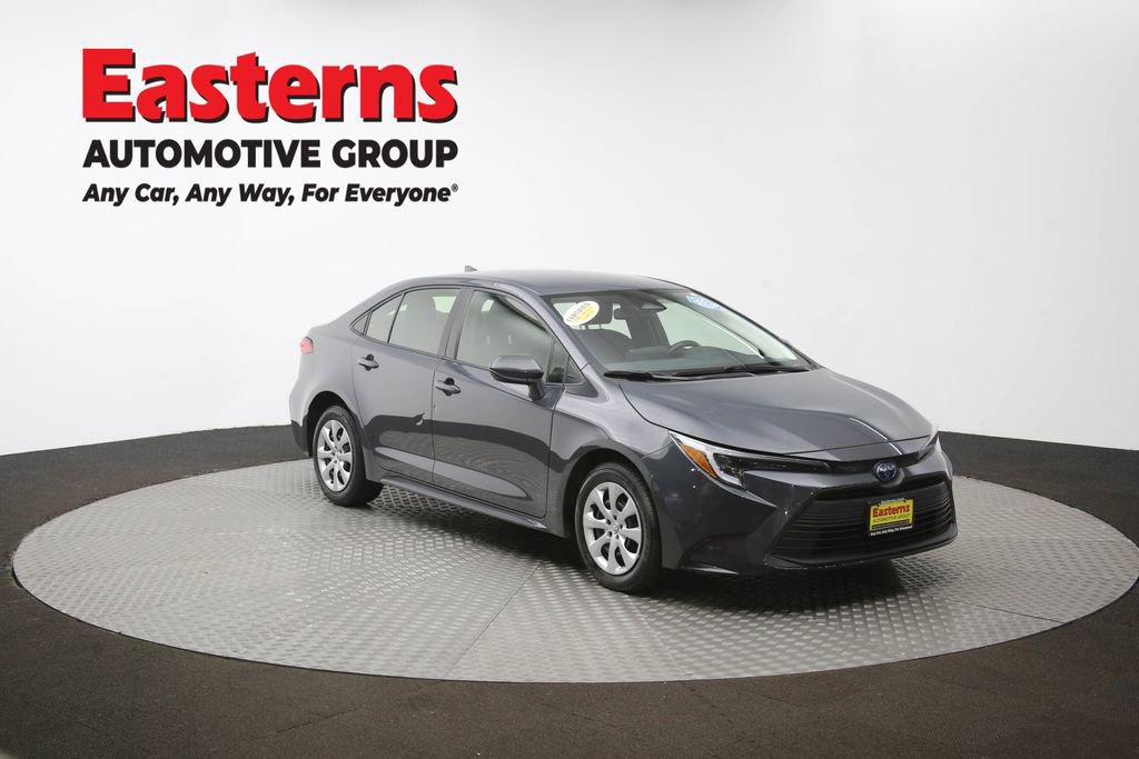 Used 2023 Toyota Corolla LE FWD image 48