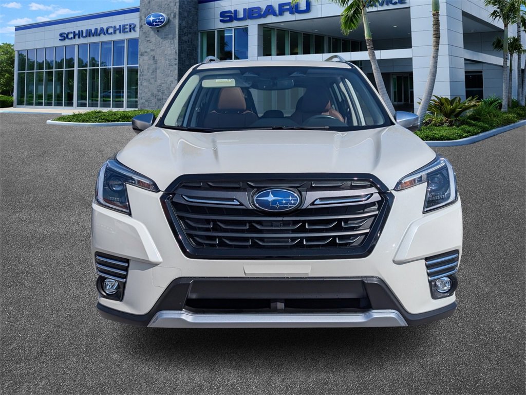Used 2022 Subaru Forester Touring image 2