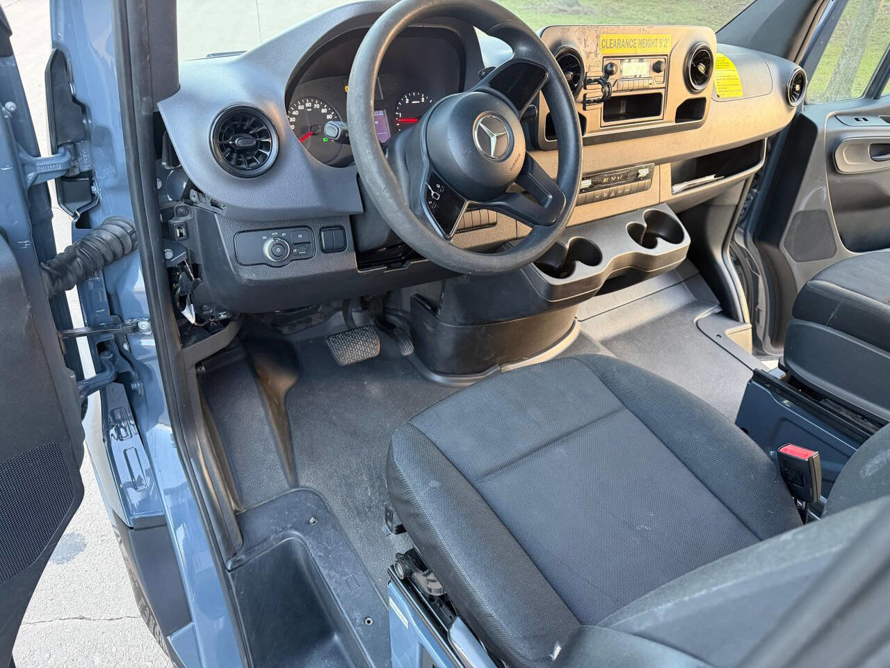 Used 2019 Mercedes-Benz Sprinter 144 image 22