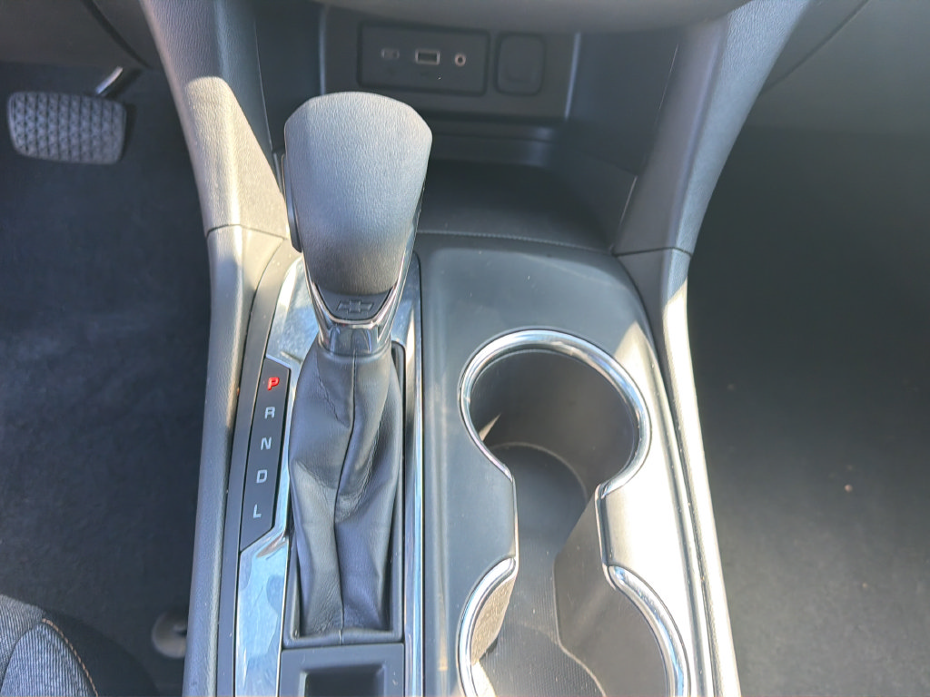 Used 2023 Chevrolet Equinox LT FWD image 28