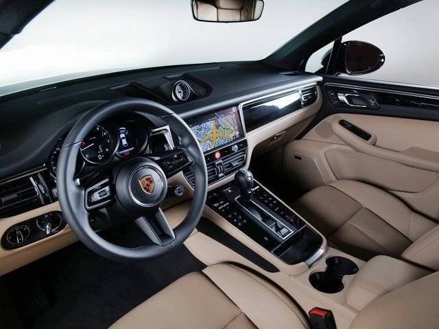 New 2026 Porsche Macan AWD/4WD image 21