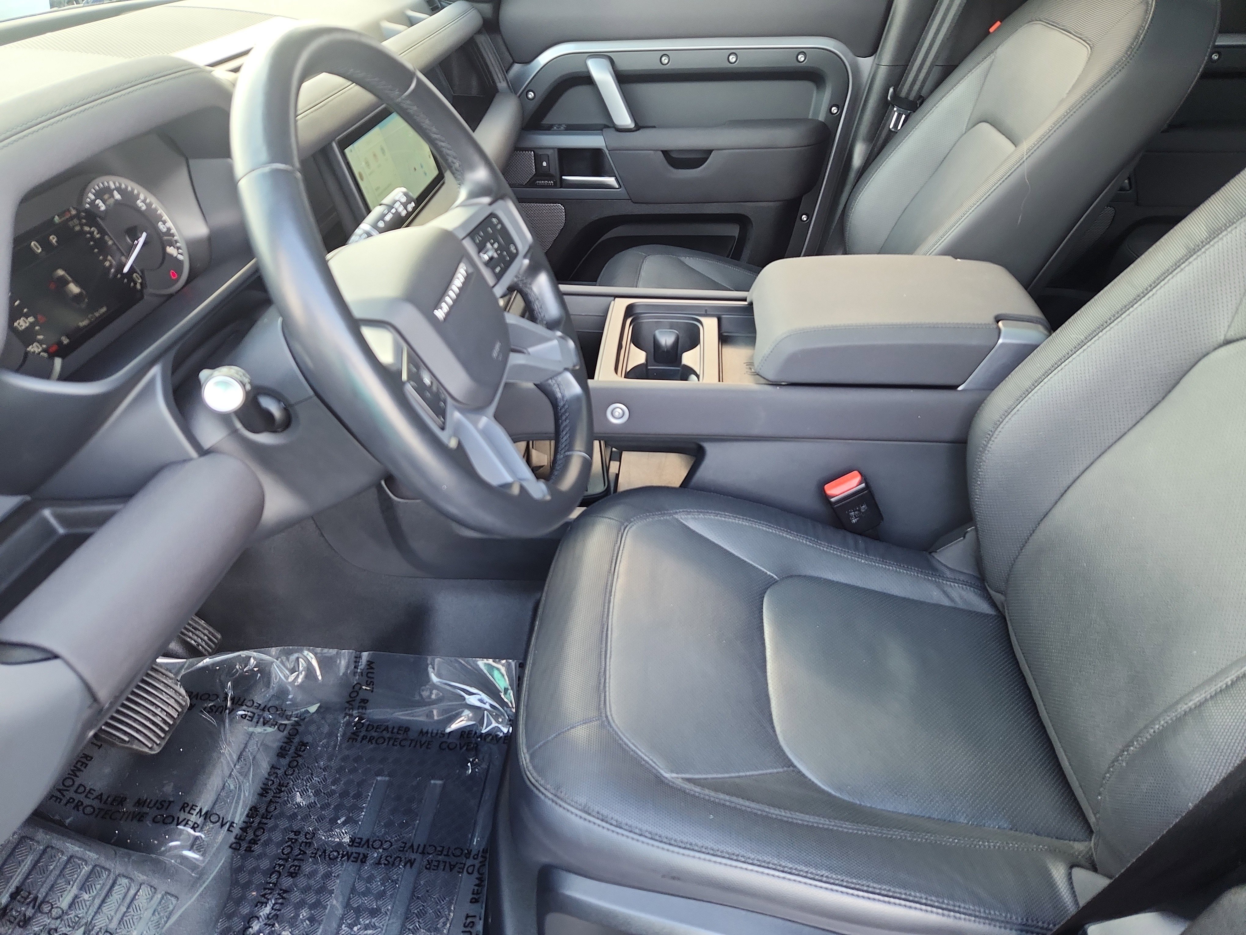 Used 2023 Land Rover Defender 110 X-Dynamic SE image 22