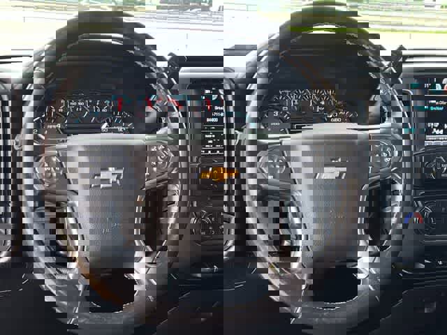 Used 2018 Chevrolet Silverado 1500 LT w/ Texas Edition AWD/4WD image 17