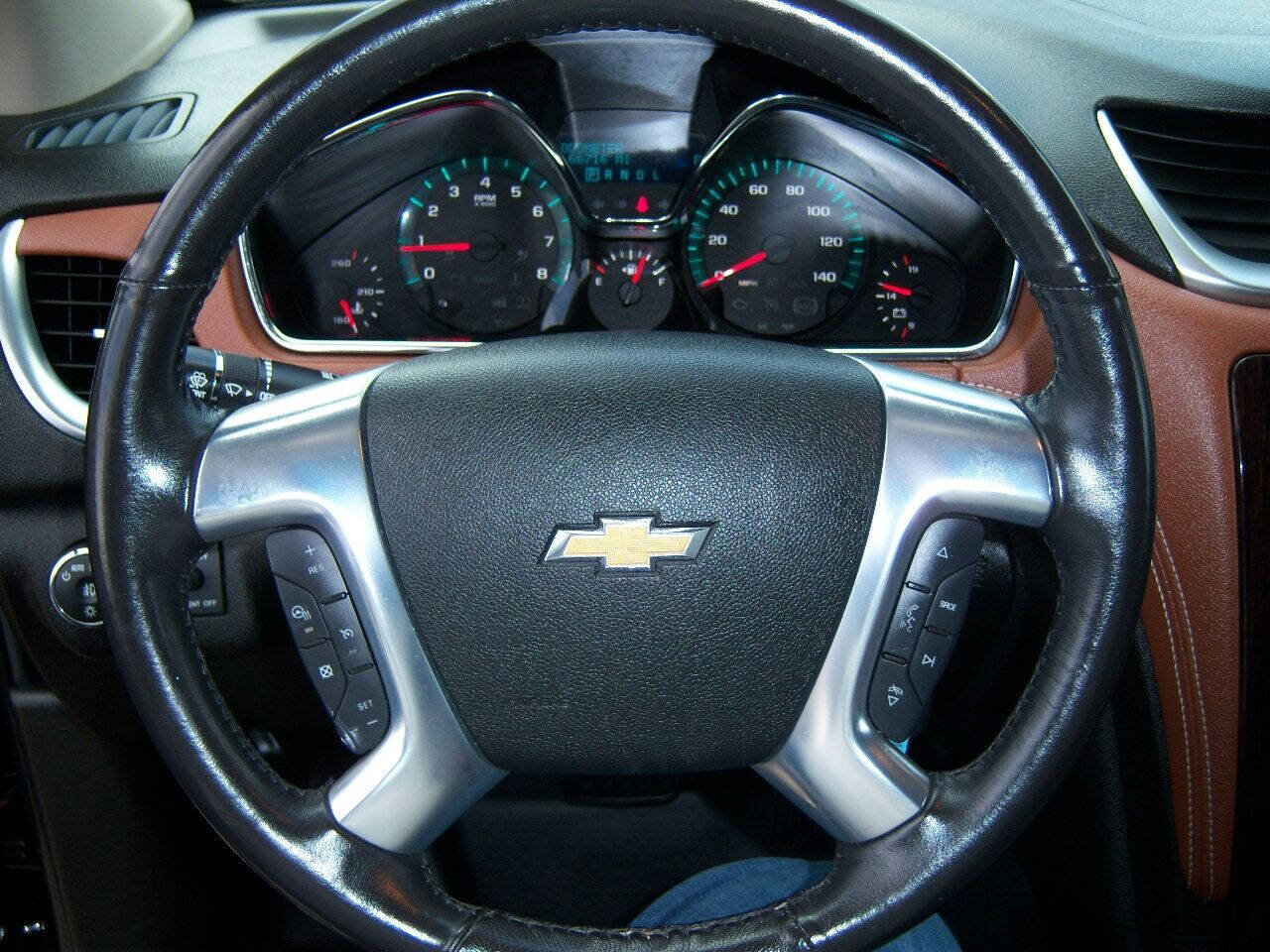 Used 2017 Chevrolet Traverse Premier image 18