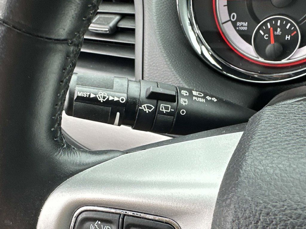 Used 2017 Dodge Grand Caravan GT FWD image 30