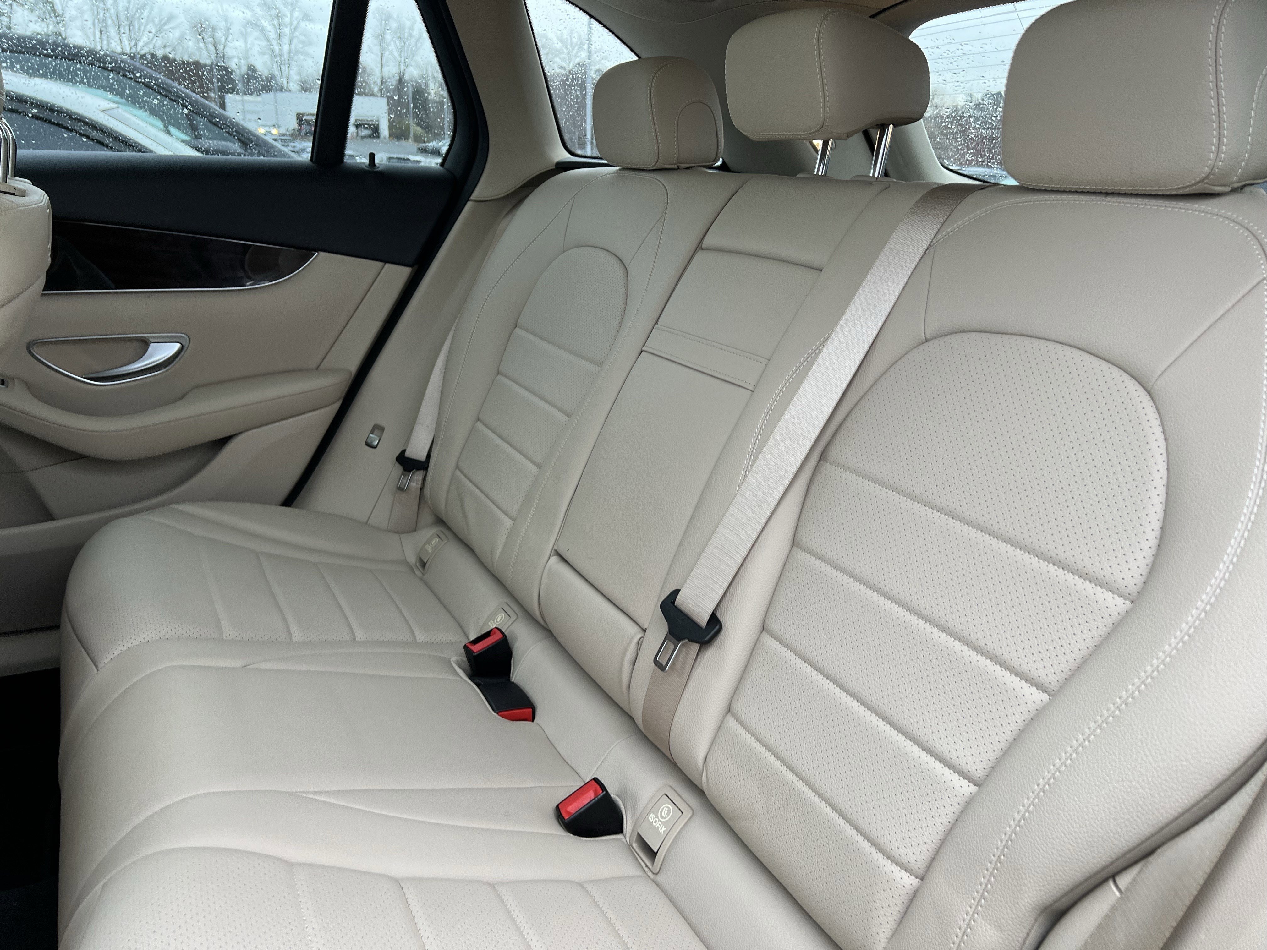 Certified 2018 Mercedes-Benz GLC 300 4MATIC image 33