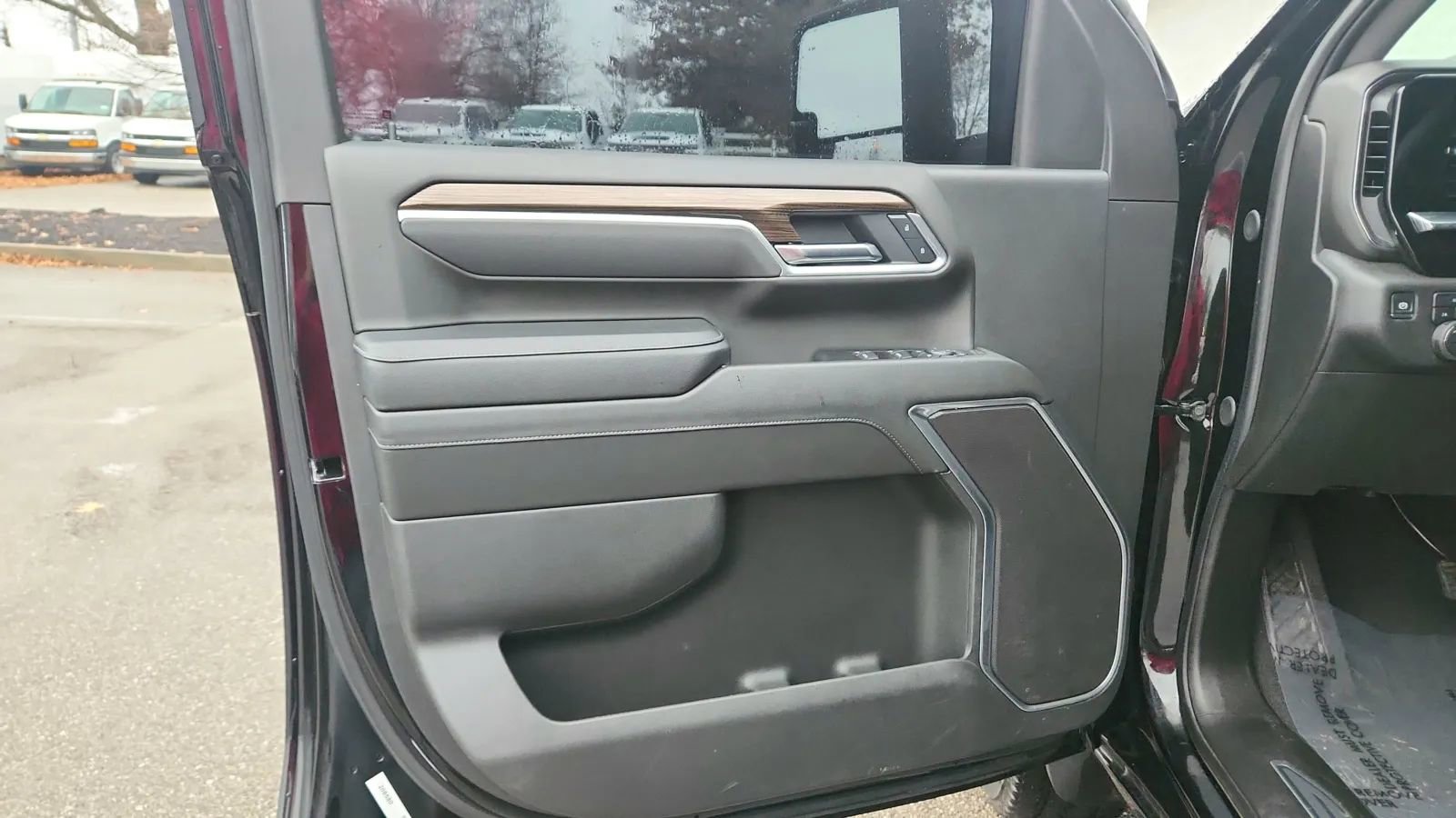 Used 2025 Chevrolet Silverado 2500 LT w/ All Star Edition image 28