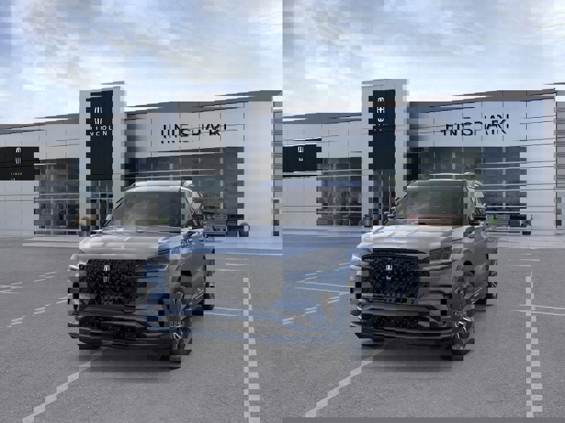 New 2026 Lincoln Aviator AWD image 2