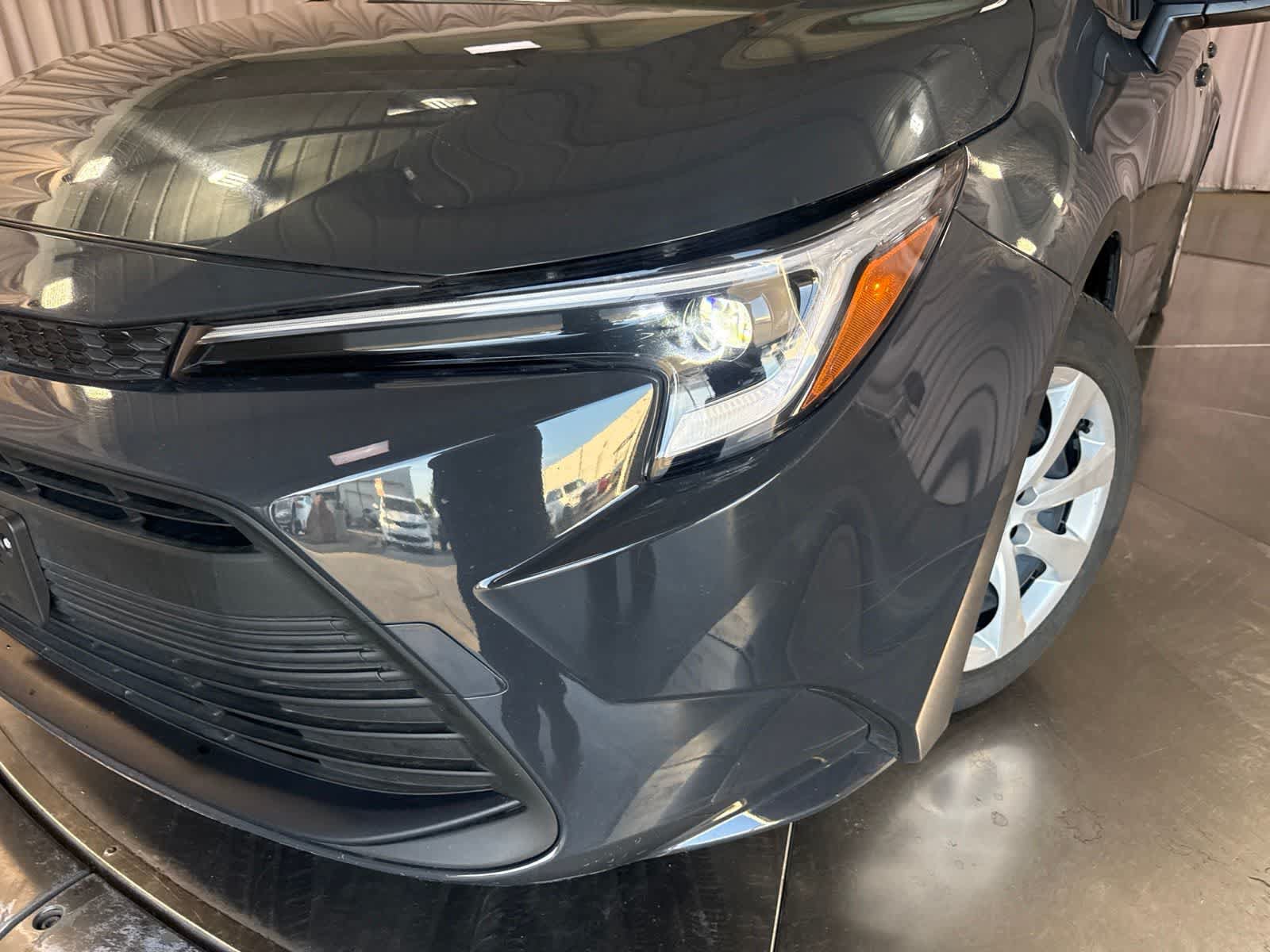 Used 2026 Toyota Corolla LE FWD image 9