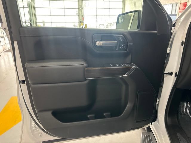 Used 2021 GMC Sierra 1500 SLT w/ SLT Premium Package AWD/4WD image 17