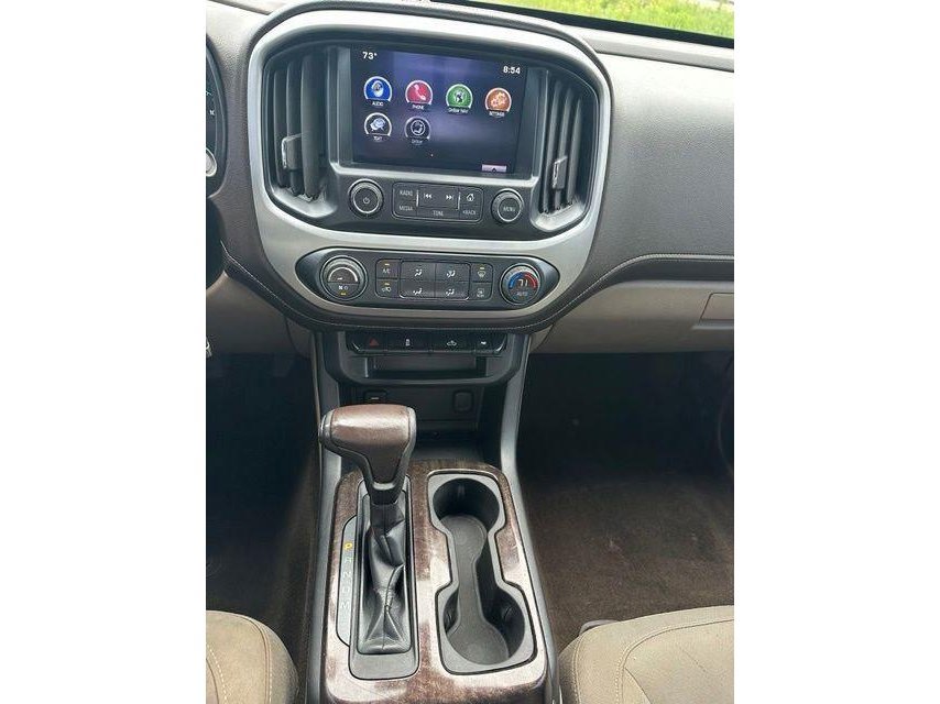 Used 2015 GMC Canyon SLE AWD/4WD image 30