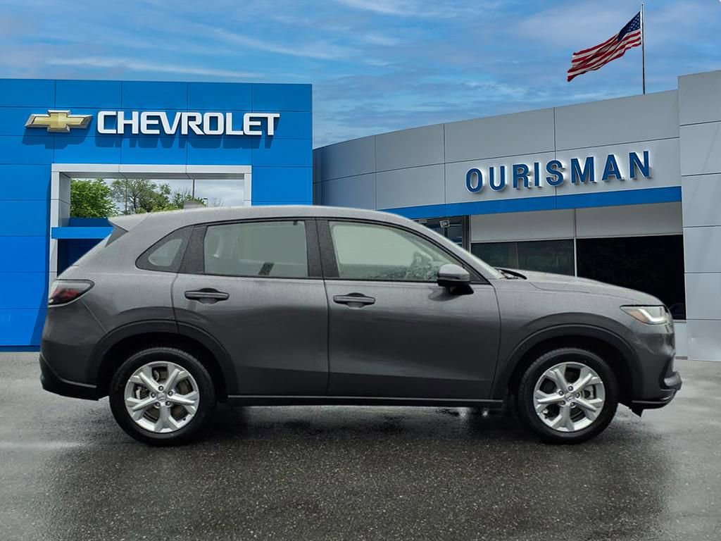Used 2024 Honda HR-V LX image 2