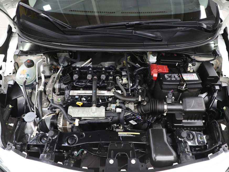 Used 2024 Nissan Versa S w/ Trunk Package image 28